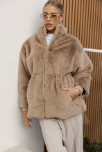 Load image into Gallery viewer, Rafferty jacket in Hazelnut
