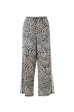 Load image into Gallery viewer, Ceres Leopard relaxed draw string linen Pant
