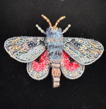 Load image into Gallery viewer, Trovelore Brooches, hand made nature inspired needlework
