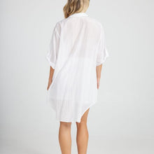 Load image into Gallery viewer, Panama Overshirt in White
